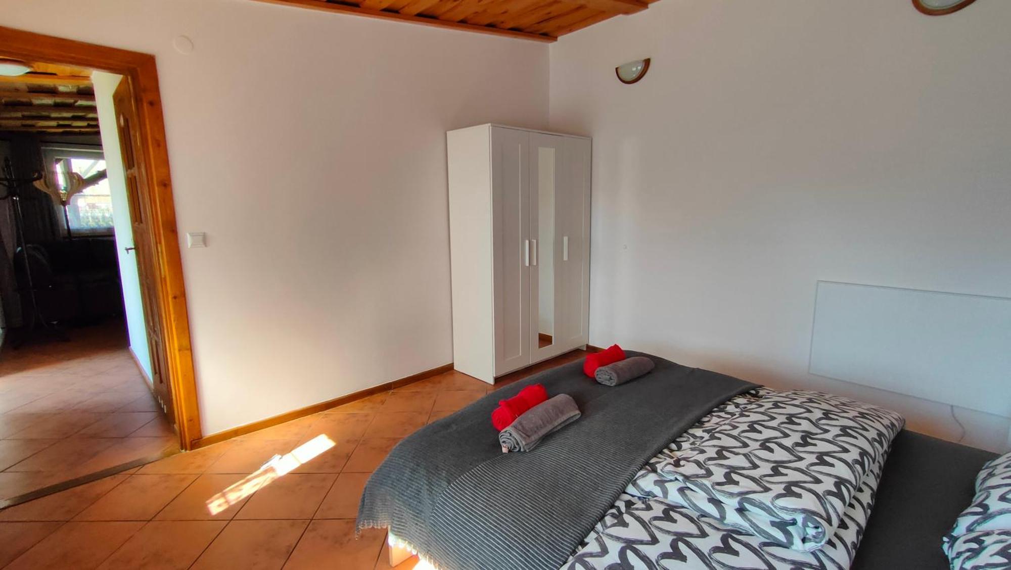 Miloryn Apartment