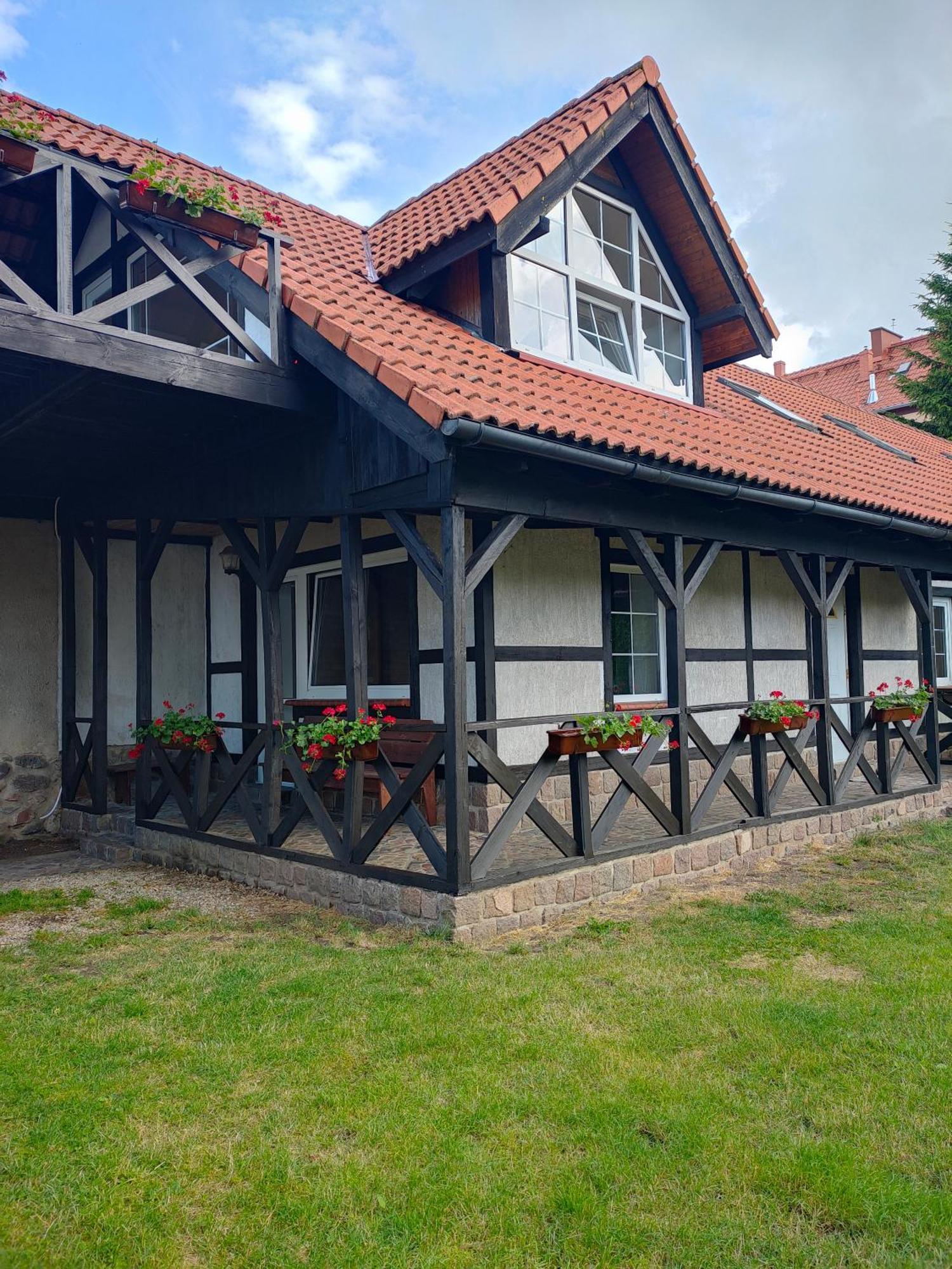 Miloryn Apartment